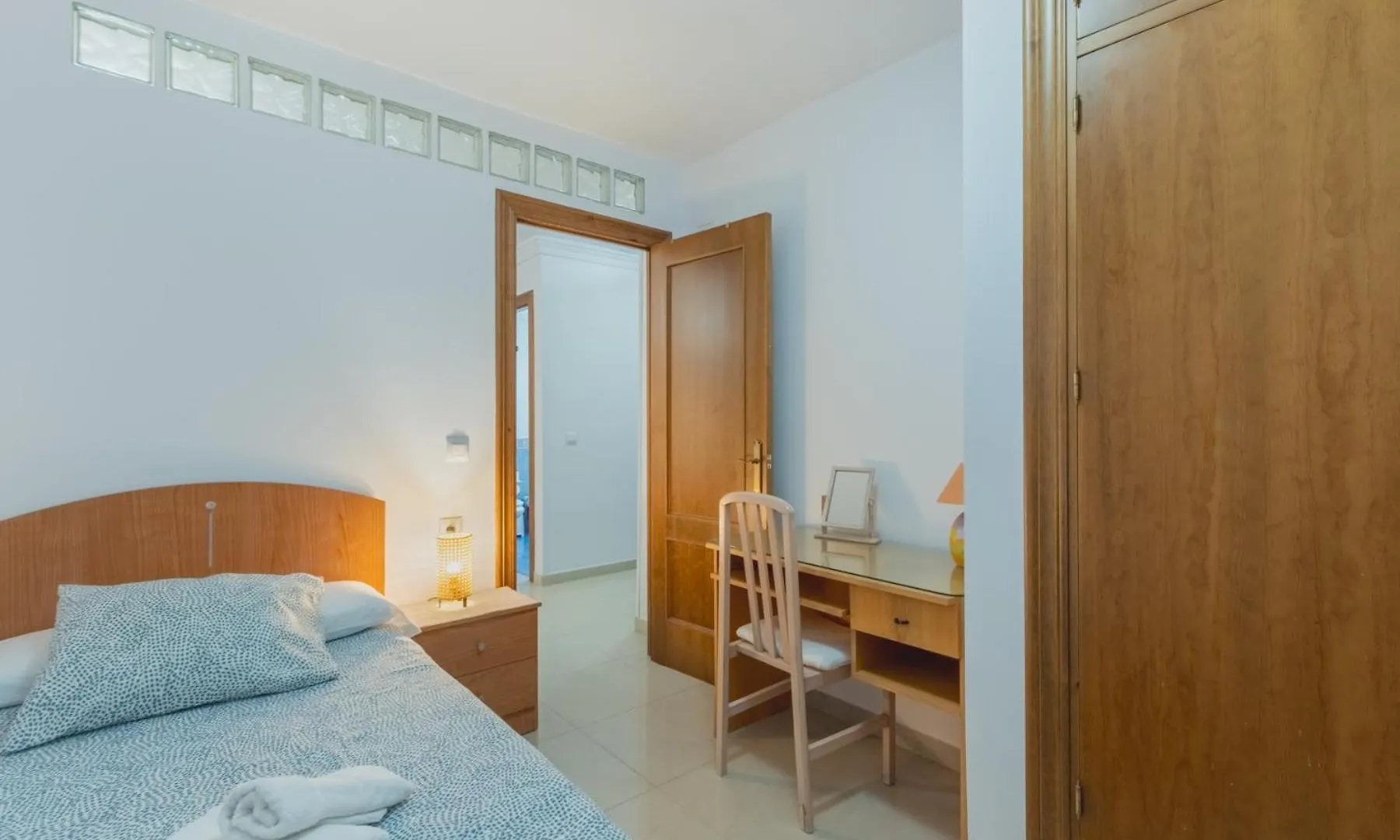カディスDisfruta Vacaciones Familiares Piso Frente Al Marアパートメント 0*, カディス スペイン
